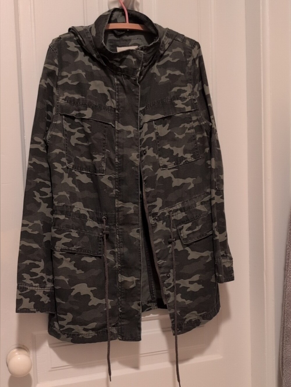 Women's Universal Threads Camouflage  Jacket - Olive Camo